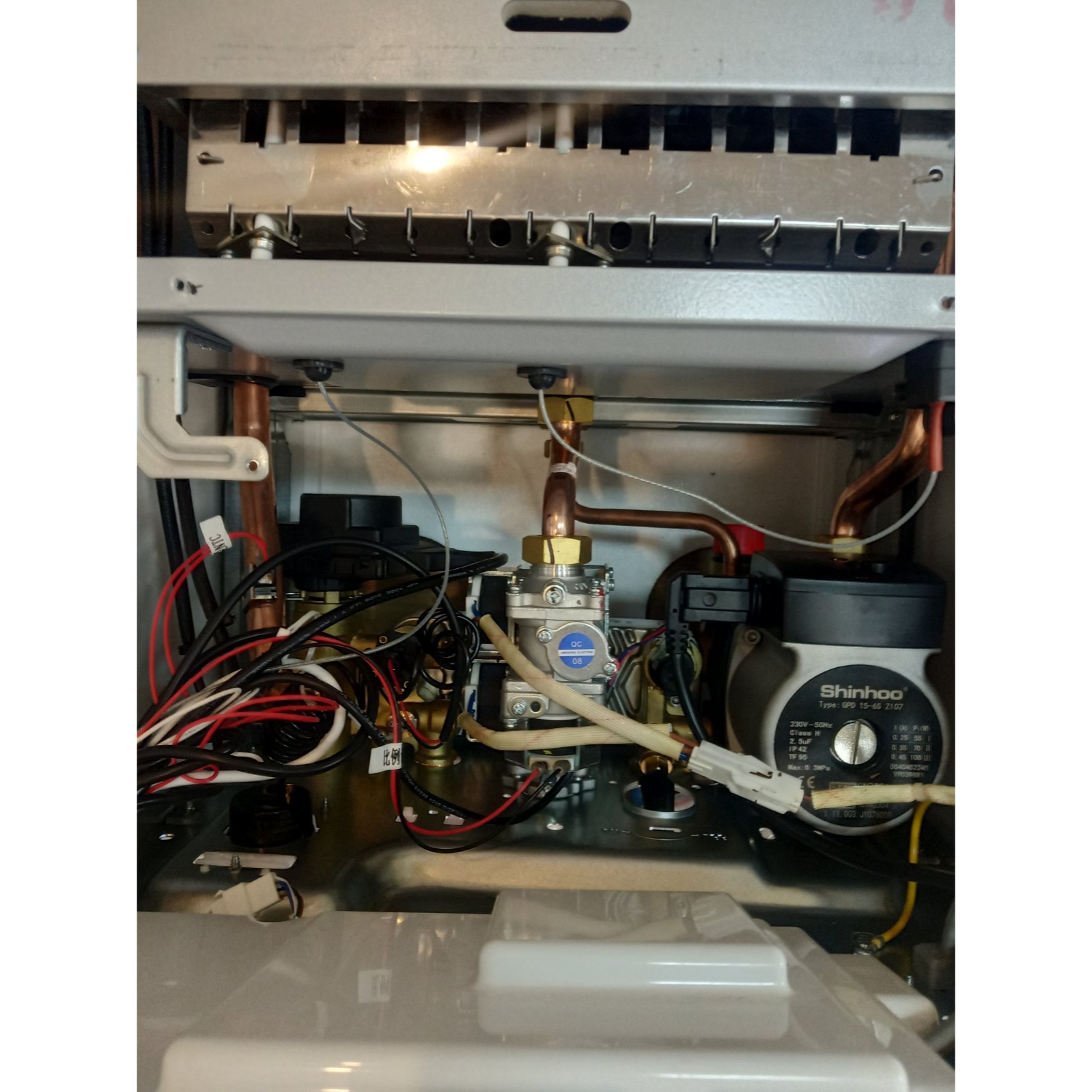 Котел настенный газовый двухконтурный Haier NeoSlim 2.24 Ti OpenTherm фото4