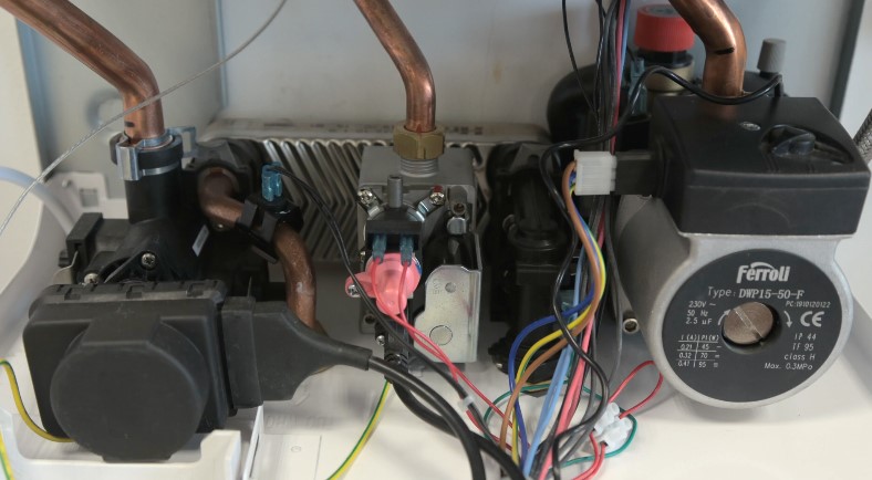 Газовый котел Ferroli Vitabel F32 фото4